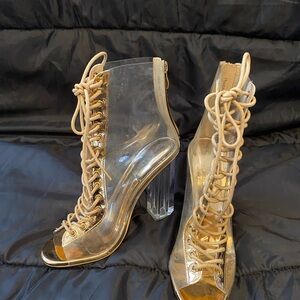 Melly: Size 6 Clear Rose Gold Heels